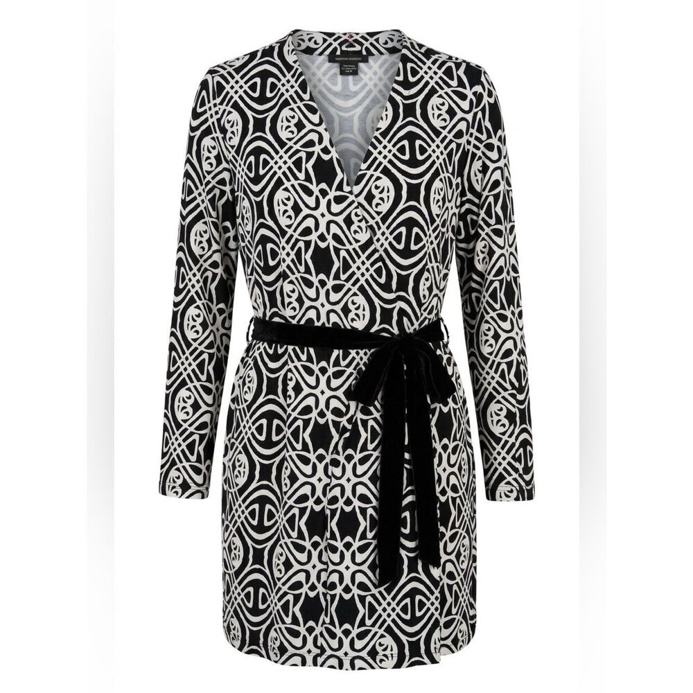 BLACK AND WHITE LOW V-NECK LONG SLEEVE SKORT DRESS BY DOUBLE CLICK SIZE XL